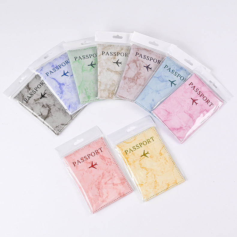 Okładki na paszport w kolorze  – Index Card Holder recenzja i cena