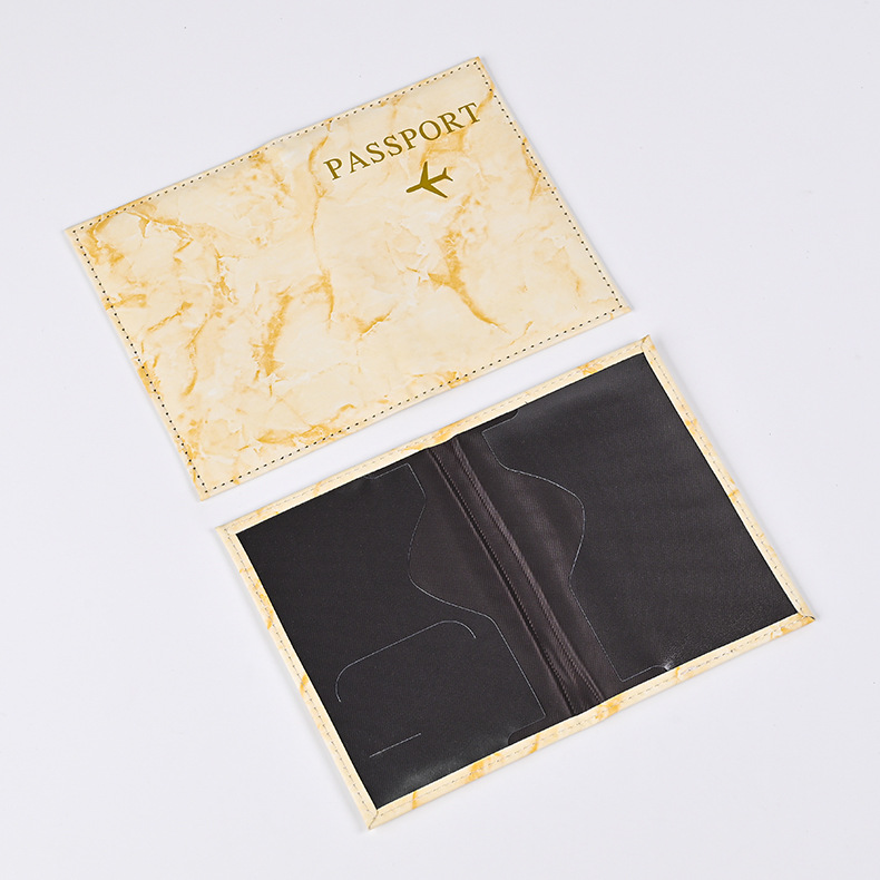 Okładki na paszport w kolorze  – Index Card Holder recenzja i cena